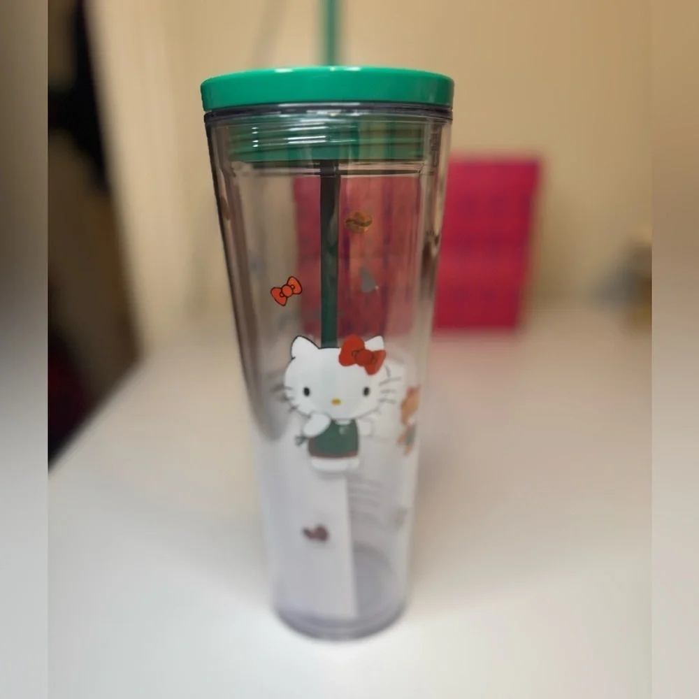 Starbucks x Hello Kitty 24 oz Tumbler New